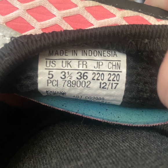 ADIDAS DEERUPT SNEAKER - Picture 2 of 3